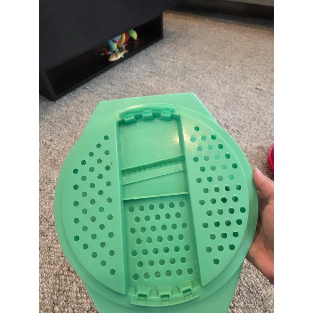 Vintage 60s 70s Tupperware Plastic Food Keeper Divided Storage Tray Grater